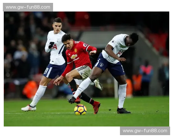 红白博弈的宿命感：当曼联与热刺在梦剧场再次相遇，这不仅是足球，更是关于救赎与野心的史诗